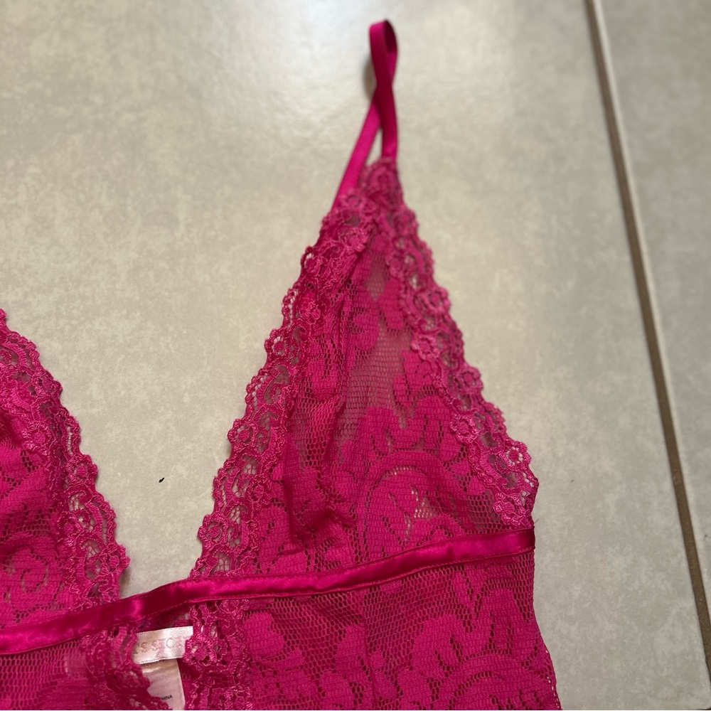 Vintage Y2K Victoria’s Secret Lace Rose Mesh Tank Top Pink Spaghetti Straps Slip - Picture 4 of 11